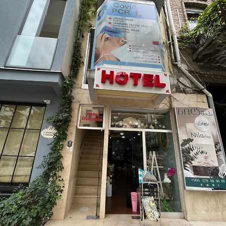 Hotel Dolphin Batoumi Extérieur photo
